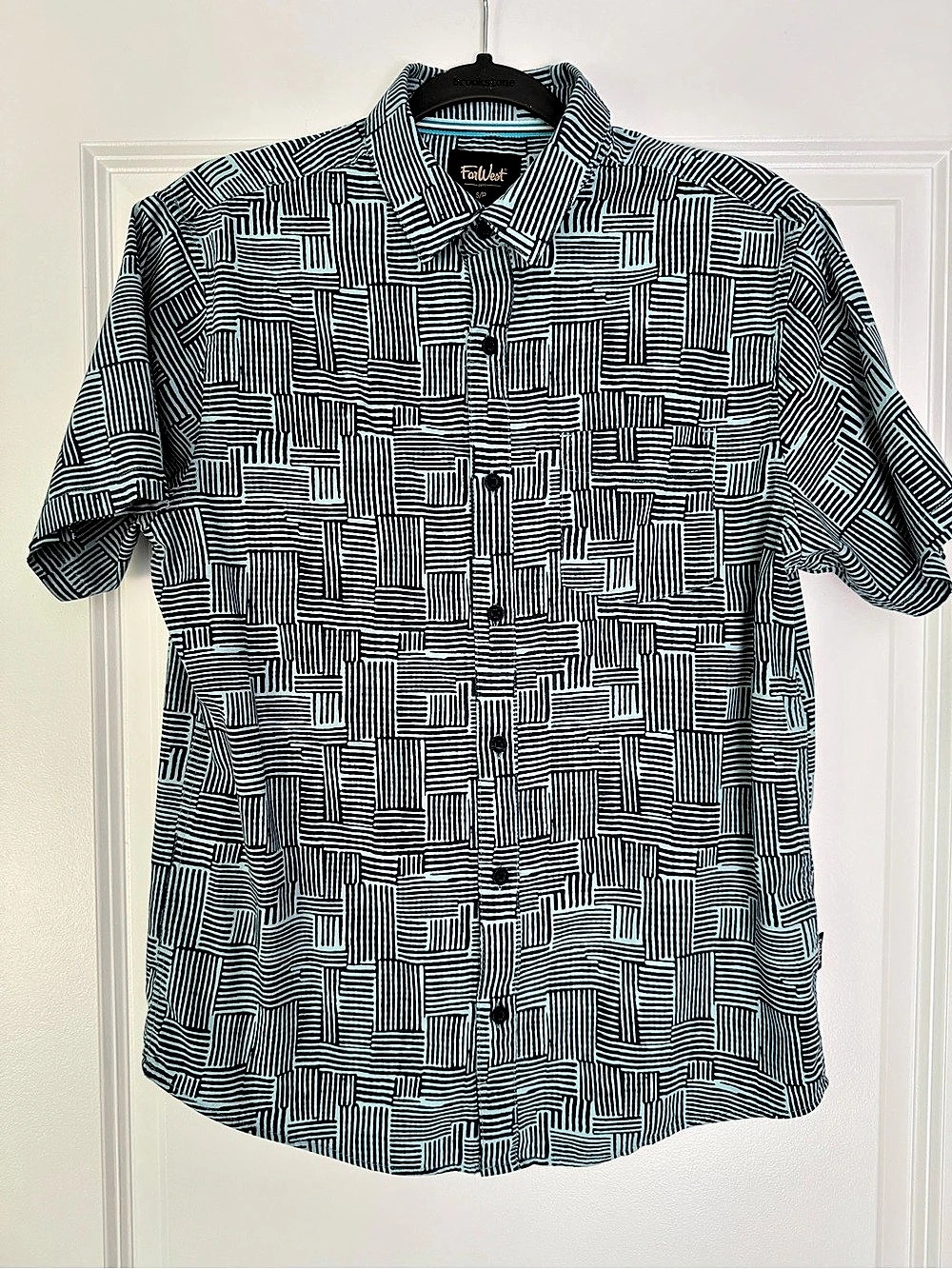 FarWest Geometric Short Sleeve Shirt in Blue & White Size Small
